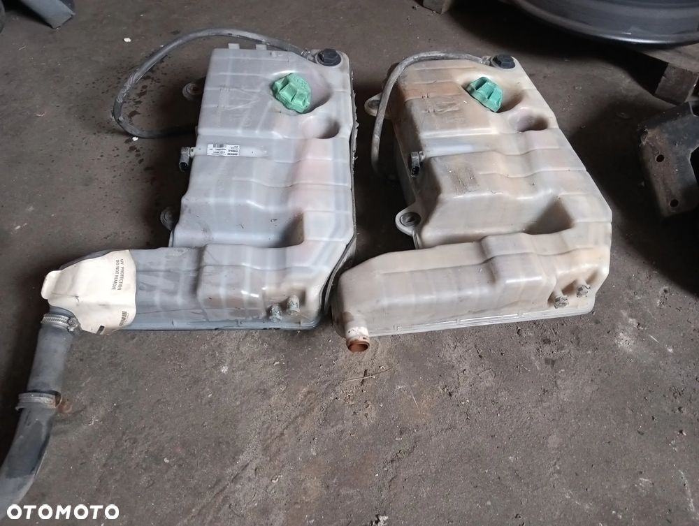 Zbiorniczek wyrownawczy plynu wody stralis iveco 41215631 - 1