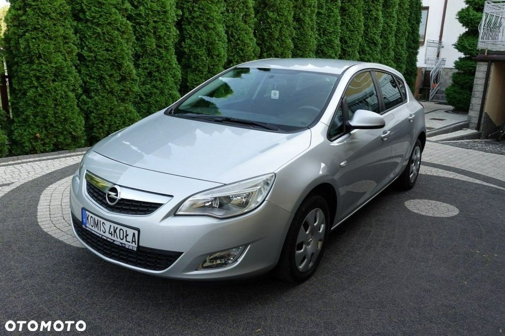 Opel Astra - 8