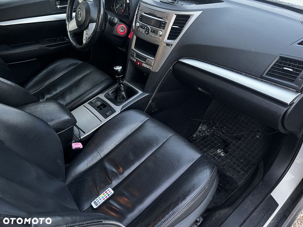 Subaru Legacy 2.0R Comfort - 15