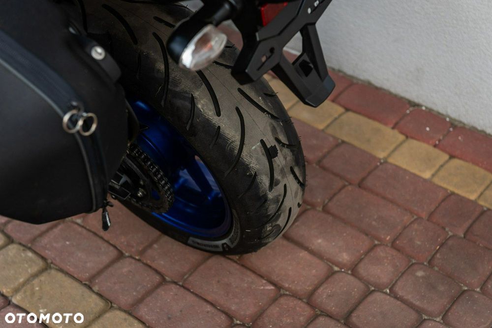 Yamaha MT - 9