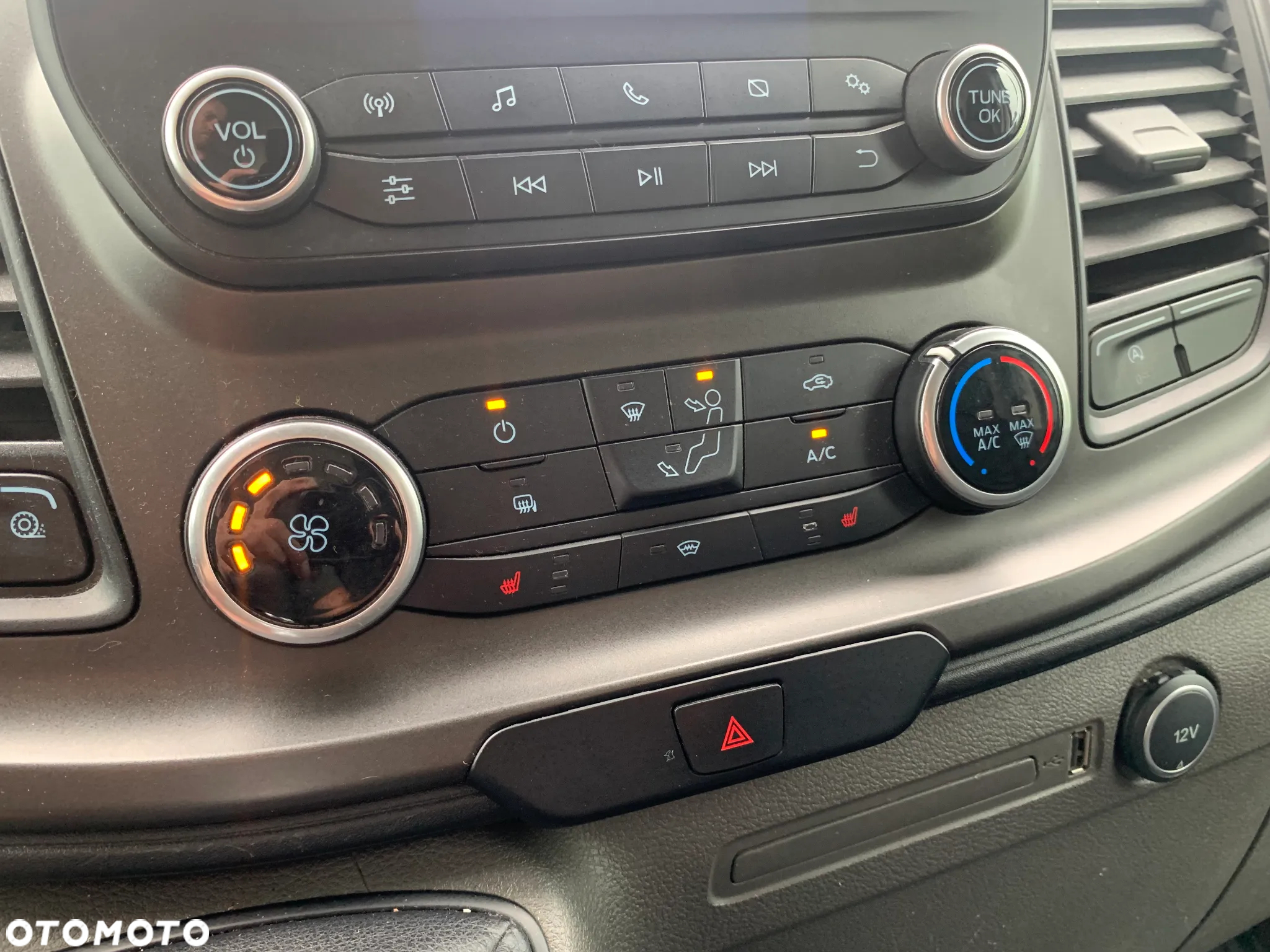 Ford Transit - 17