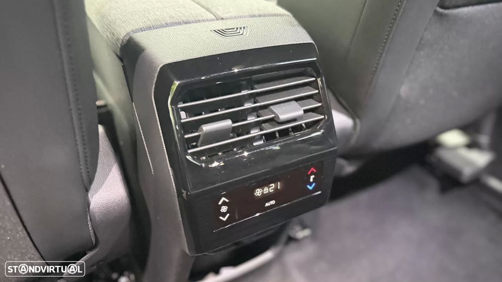 Peugeot 5008 1.2 Hybrid Allure e-DCS6 - 14
