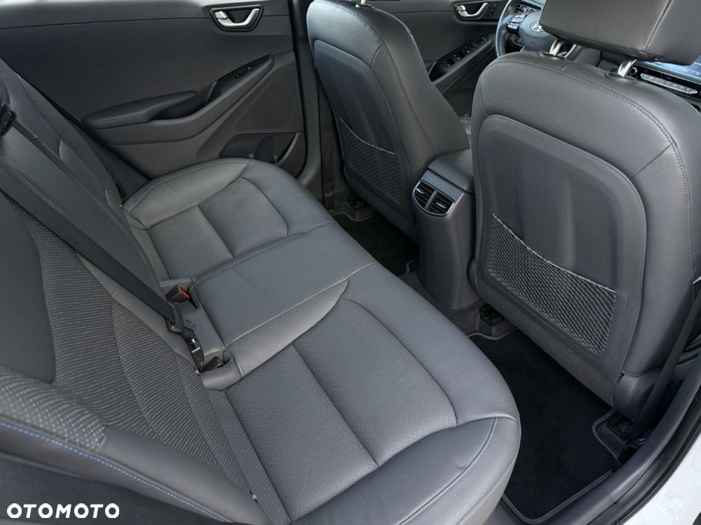 Hyundai IONIQ hybrid Premium - 35