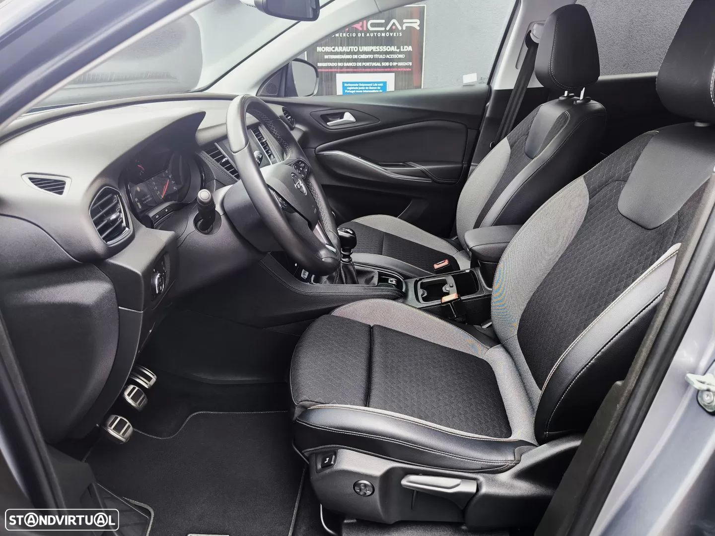 Opel Grandland X 1.2 S&S 120 Anos - 6