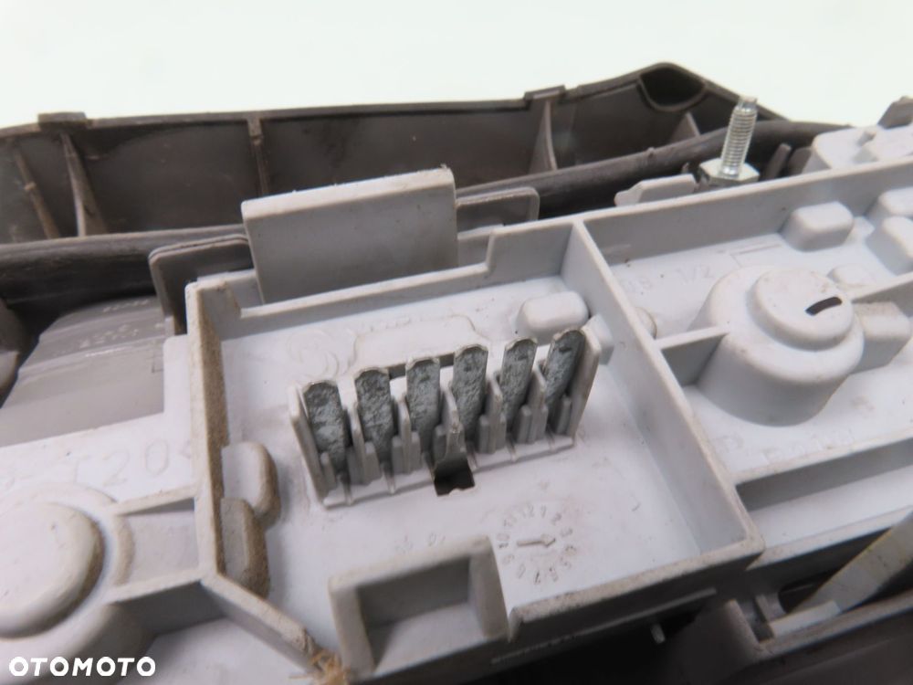 LAMPA LEWA TYLNA OPEL VECTRA C GTS - 4