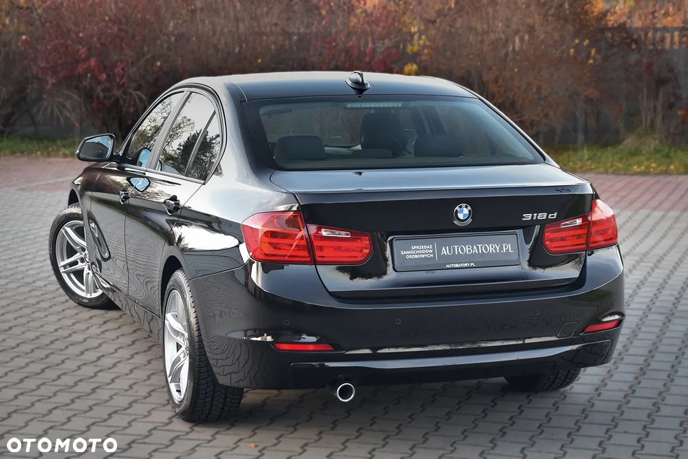 BMW Seria 3 318d - 17