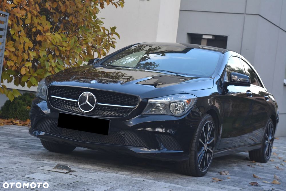 Mercedes-Benz CLA 180 7G-DCT StreetStyle - 30