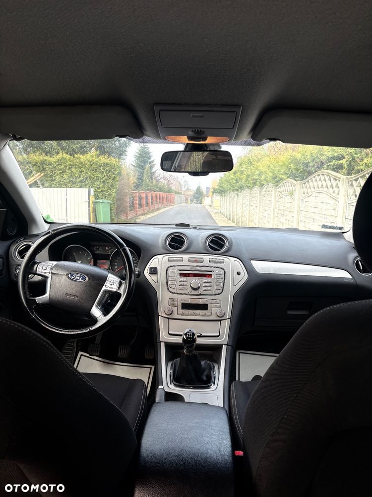 Ford Mondeo 1.6 Titanium - 28