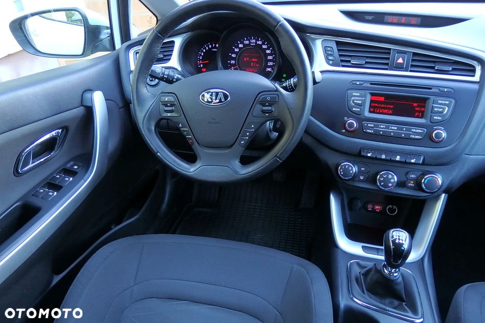 Kia Ceed - 18