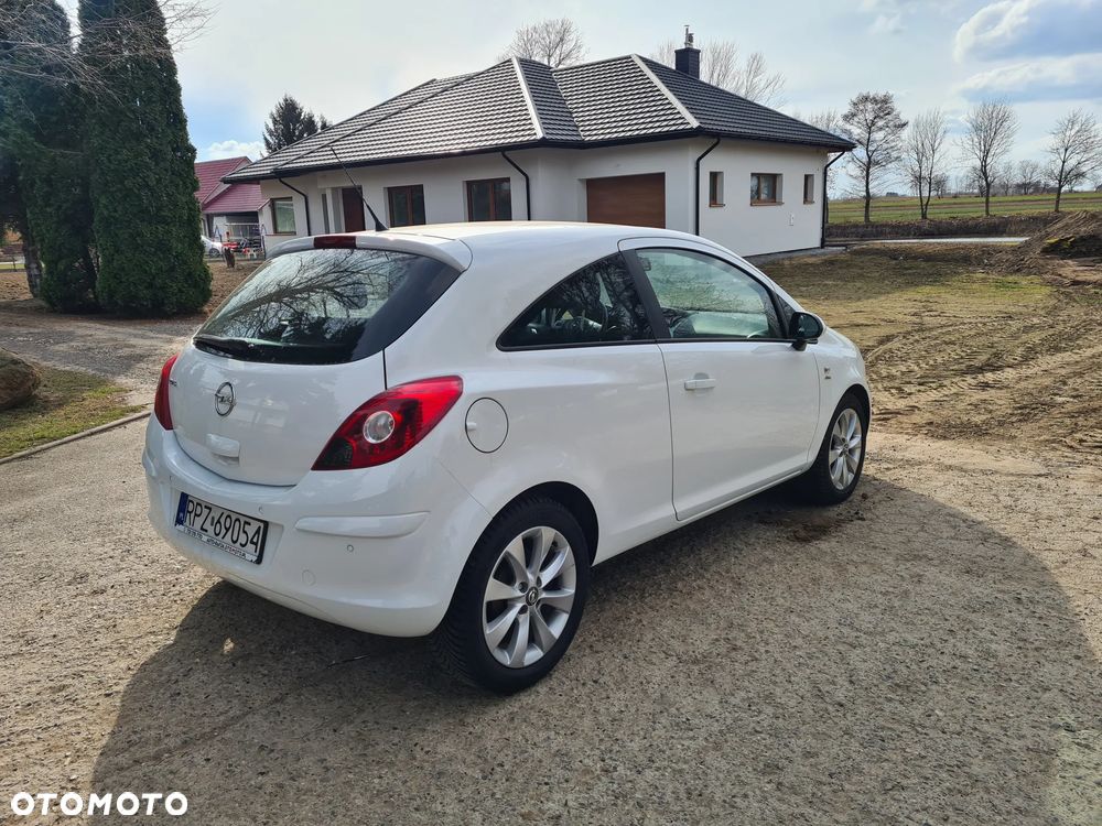 Opel Corsa 1.4 16V Edition - 13