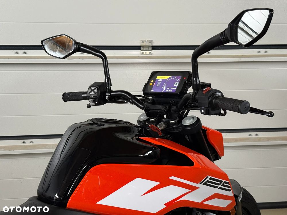 KTM Duke 125 - 26