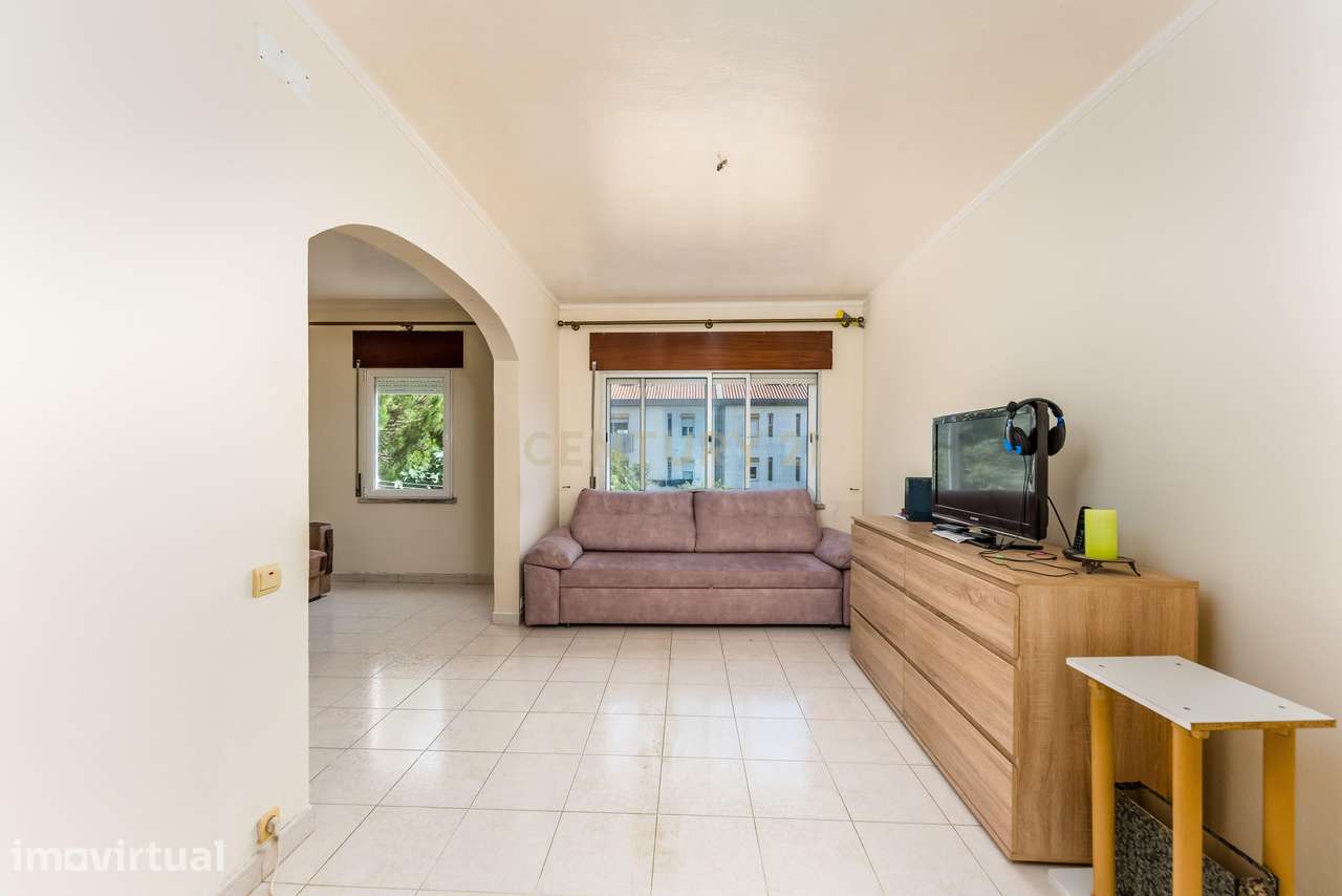 Apartamento T4 convertido em T3 | Mira-Sintra - Grande imagem: 4/22