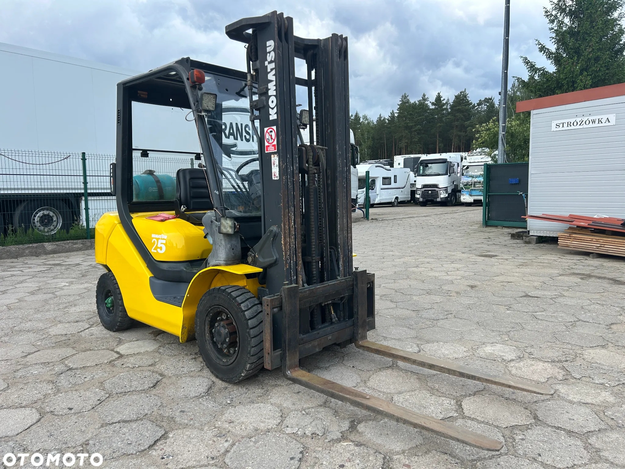 Komatsu FG25HT-16R / WÓZEK WIDŁOWY / 6831 MOTOGODZIN / 2005 ROK !! - 3