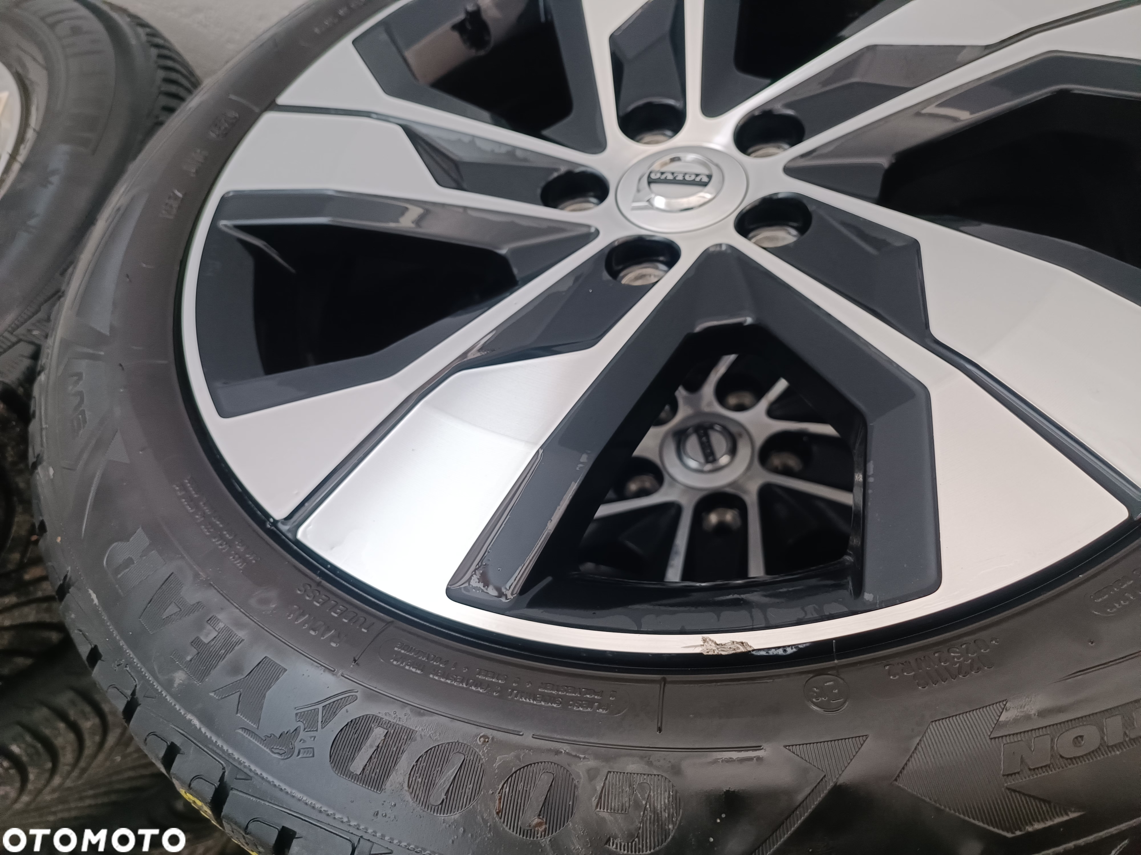 5x108 Alufelgi Felgi Aluminiowe 18 Koła Zimowe Zima VOLVO C30 C70 S40 V40 Cross Country S60 V50 V60 V70 s90 v90 xc40 XC60 XC70 Ford 5-6,5mm Legnica ALU-RAD 215/55 - 4