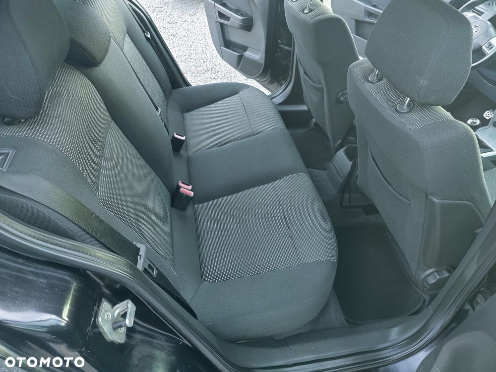 Opel Astra 2.0 Turbo Edition - 6