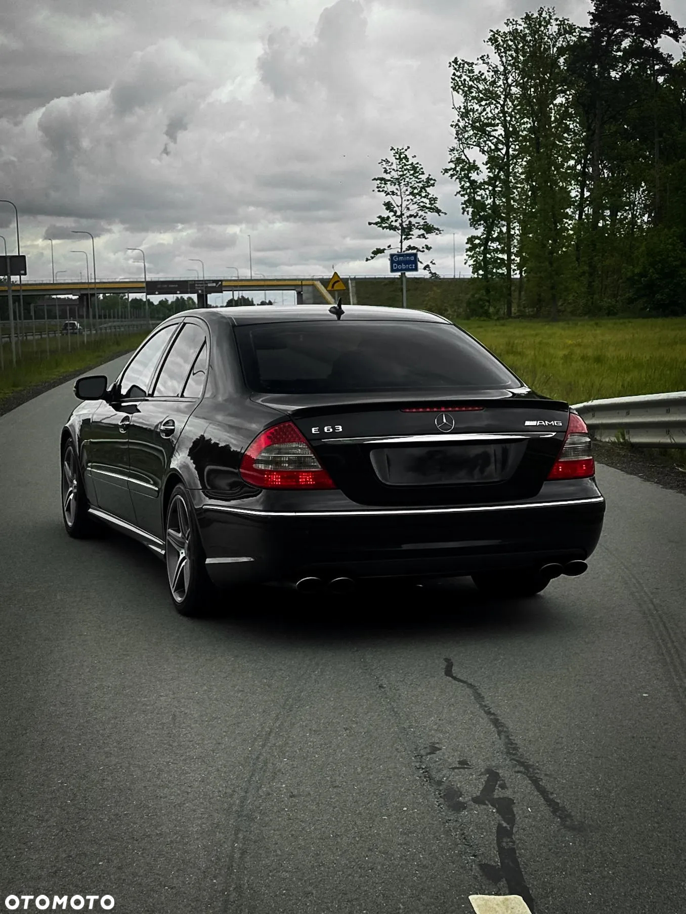 Mercedes-Benz Klasa E 63 AMG - 5