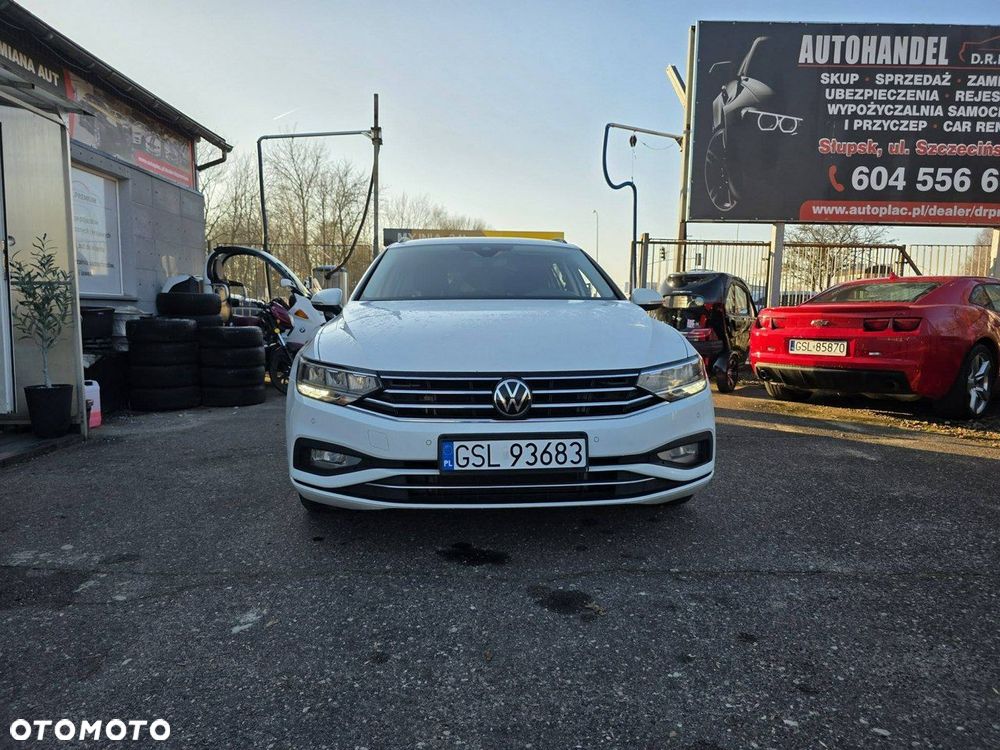 Volkswagen Passat - 2