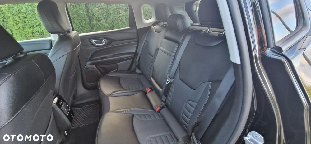 Jeep Compass - 11