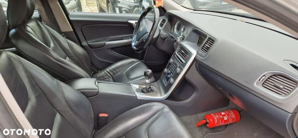 Volvo V60 - 31