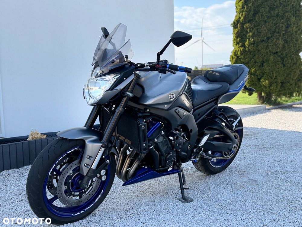 Yamaha FZ8 - 9