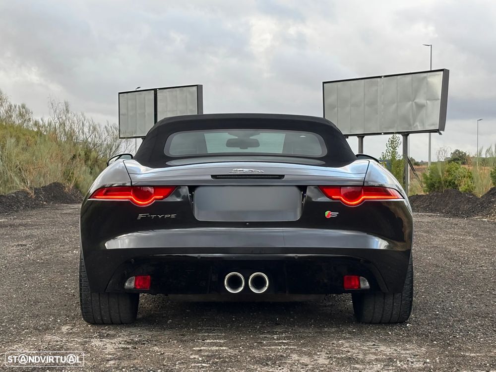 Jaguar F-Type 3.0 V6 S/C S Auto - 37
