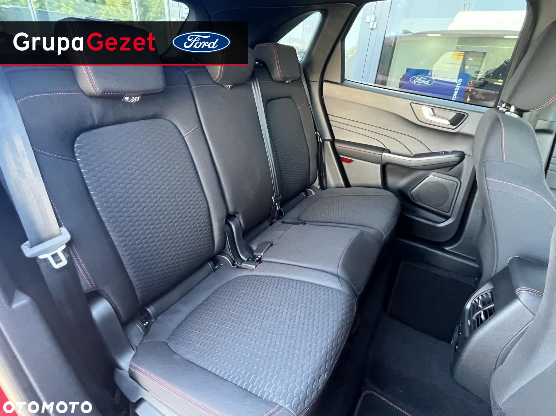 Ford Kuga - 12