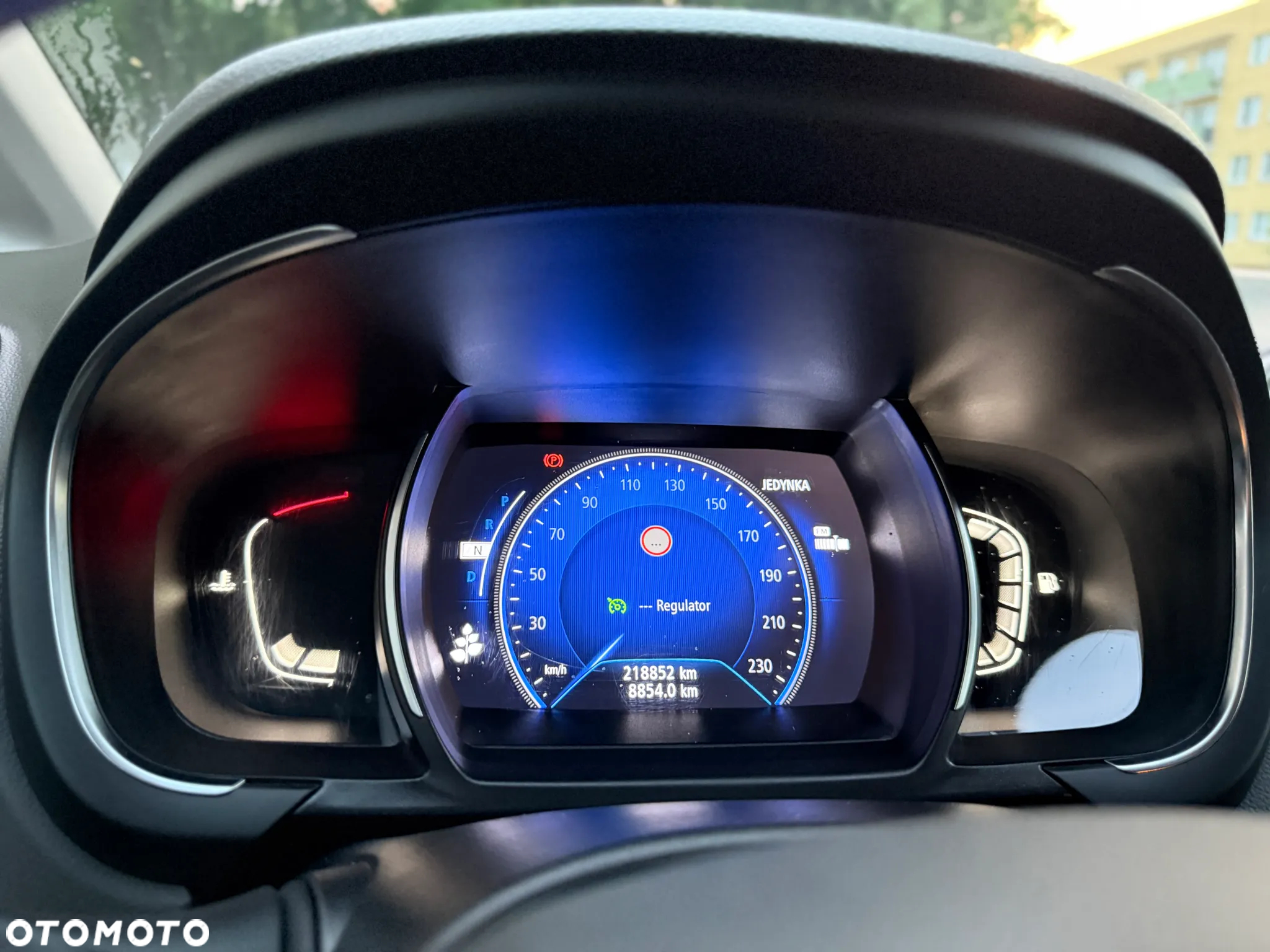 Renault Grand Scenic BLUE dCi 120 EDC BUSINESS EDITION - 32