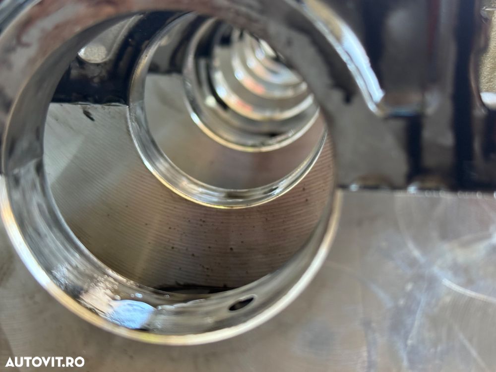 Bloc Motor BMW N57D30B / N57D30A – 3.0 Diesel – Ideal Recondiționare – Fără Fisuri Bmw X6 e71 N57 740dx F01 N57 - 8