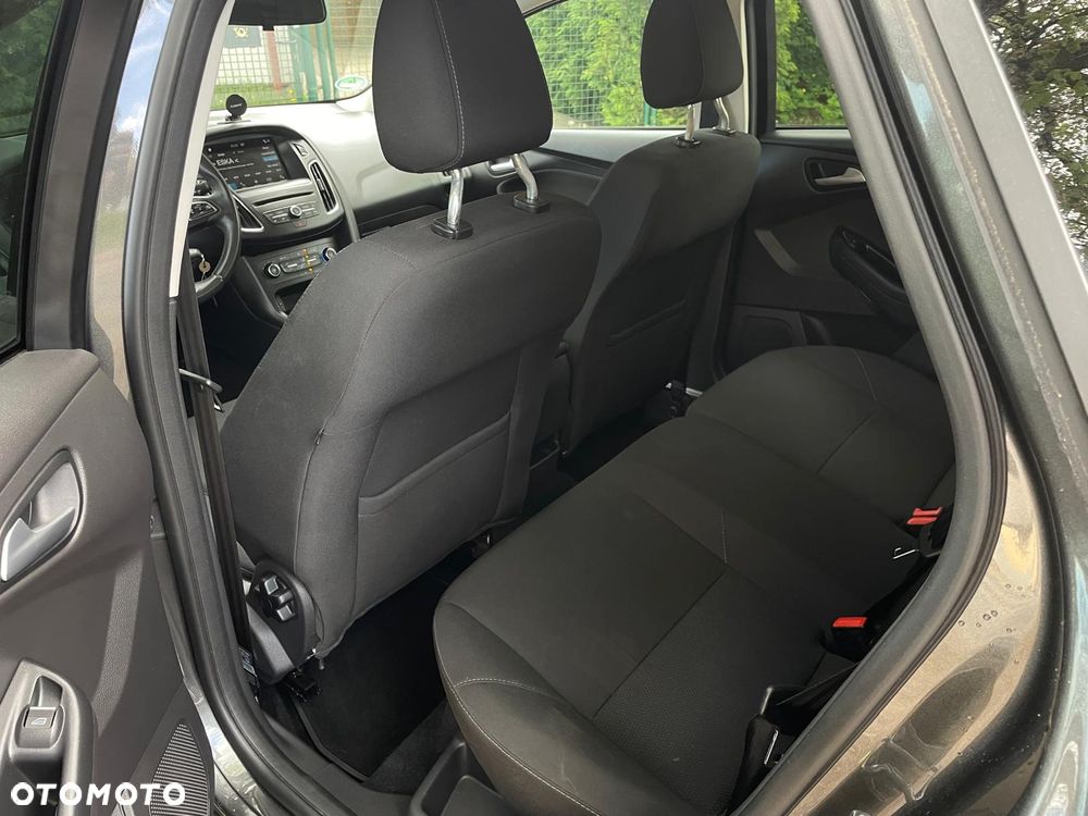 Ford Focus SW 1.0 EcoBoost S&S TITANIUM STYLE - 14