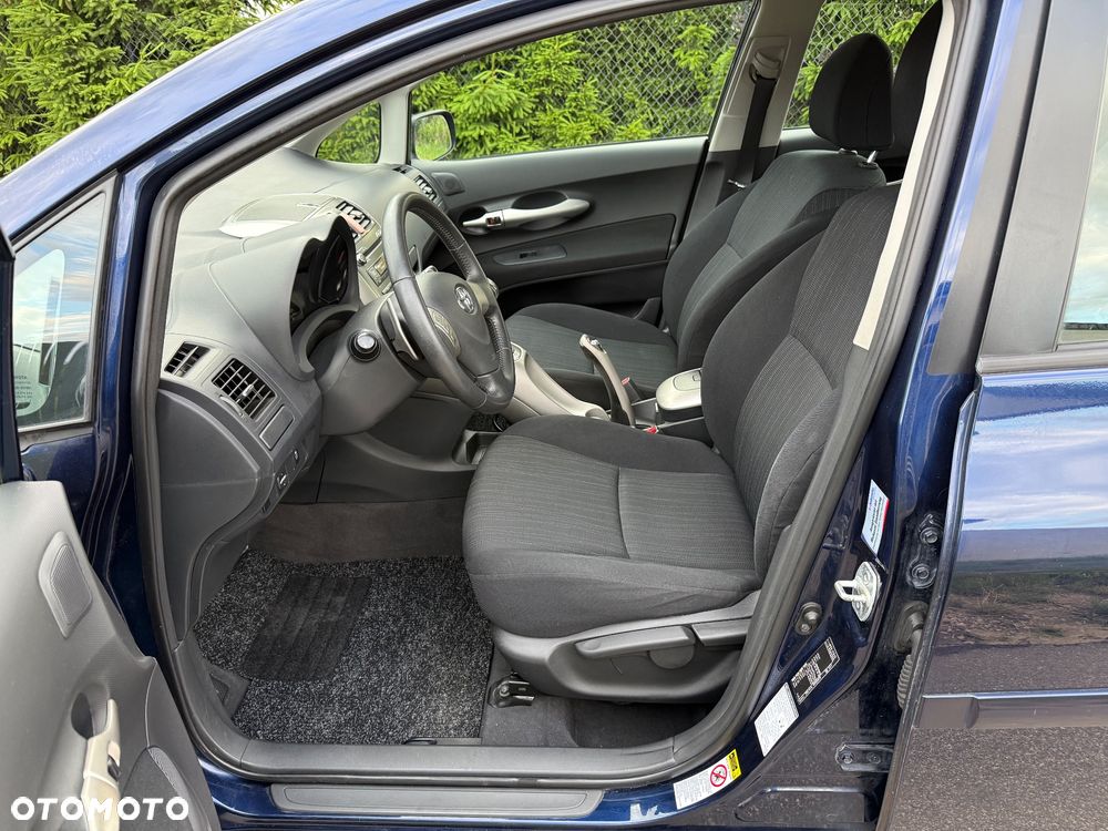 Toyota Auris 1.6 VVT-i Multimode Executive - 11