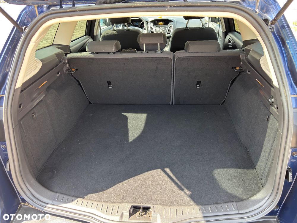 Ford Focus 1.6 TI-VCT Ambiente - 9