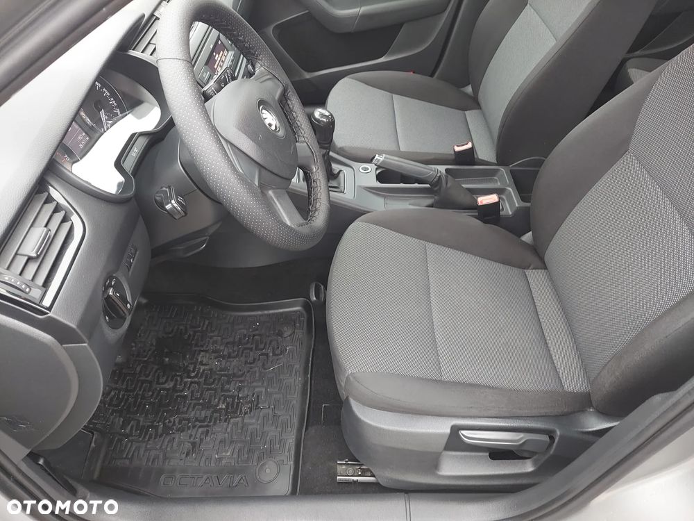 Skoda Octavia 1.4 TSI Ambition - 12