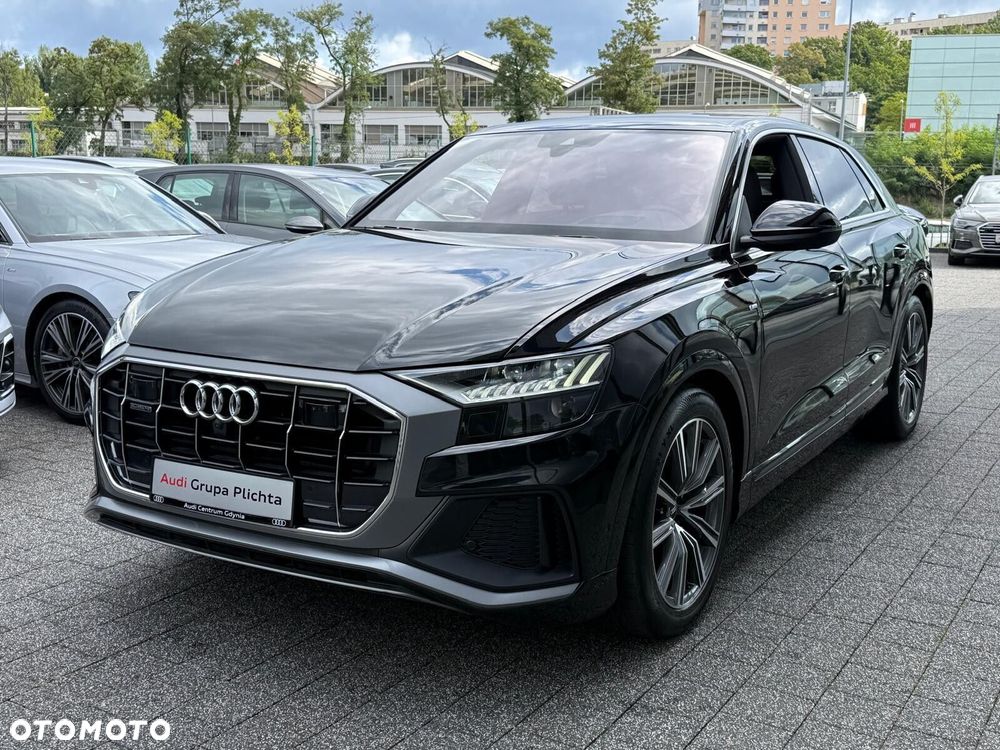 Audi Q8 - 11