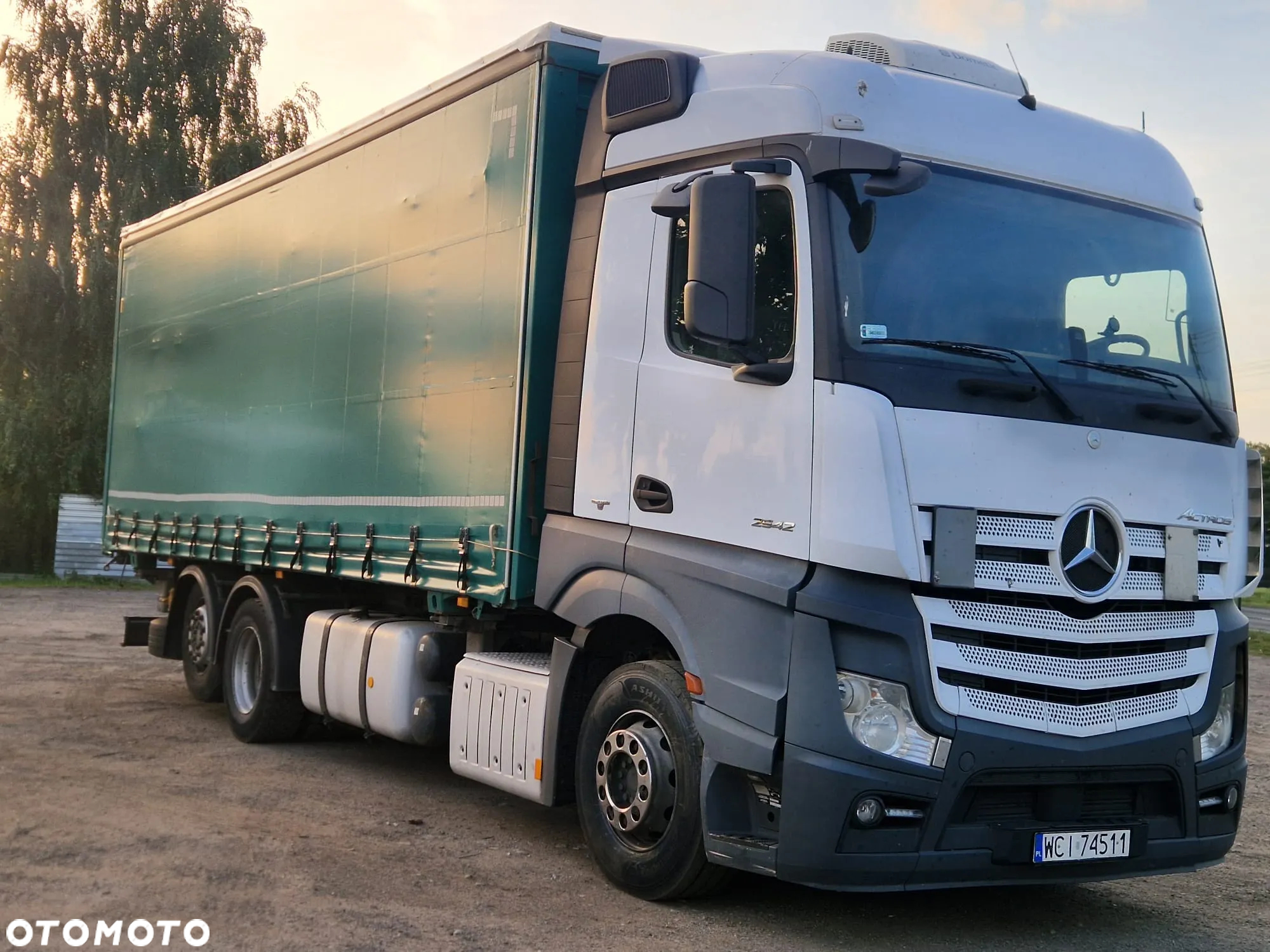 Mercedes-Benz Actros - 2