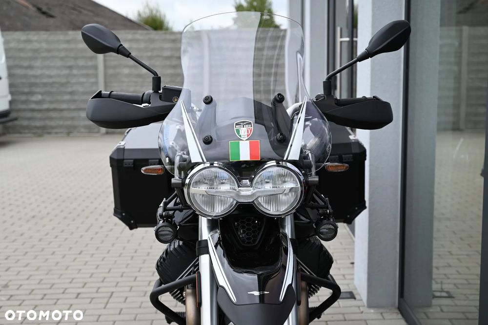 Moto Guzzi V85 - 39