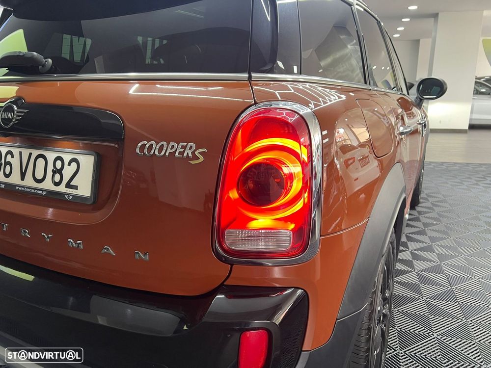 MINI Countryman Cooper SE ALL4 Auto - 11