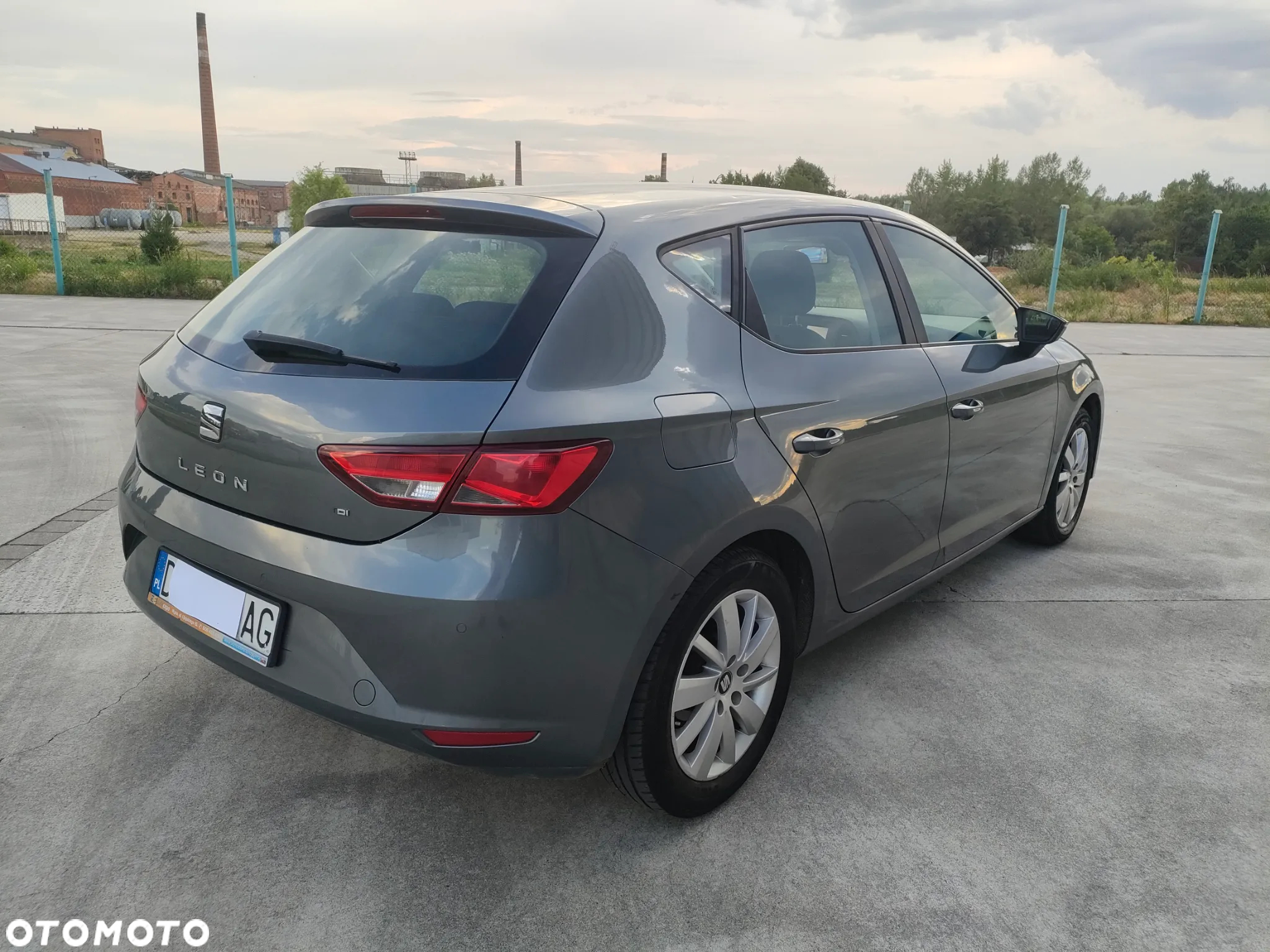 Seat Leon 1.6 TDI Style - 4
