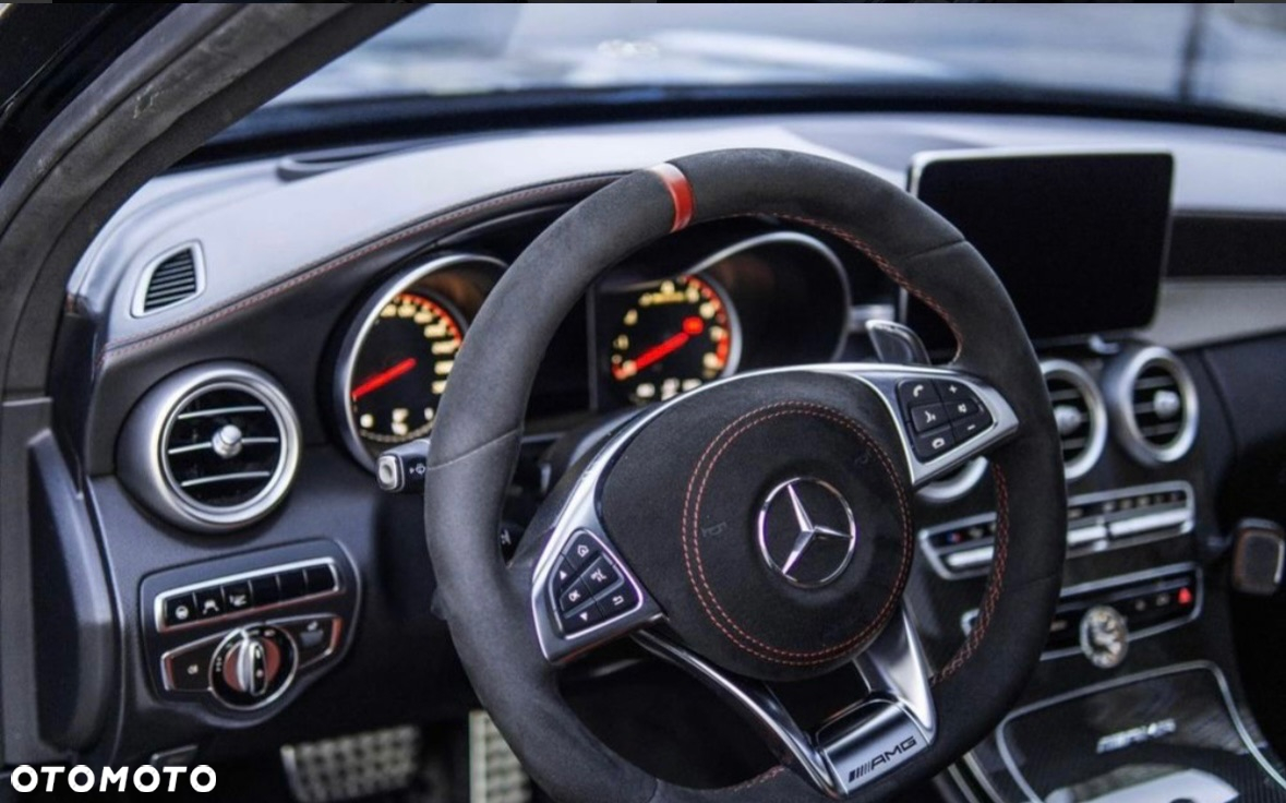 Mercedes-Benz Klasa C AMG 63 S - 9