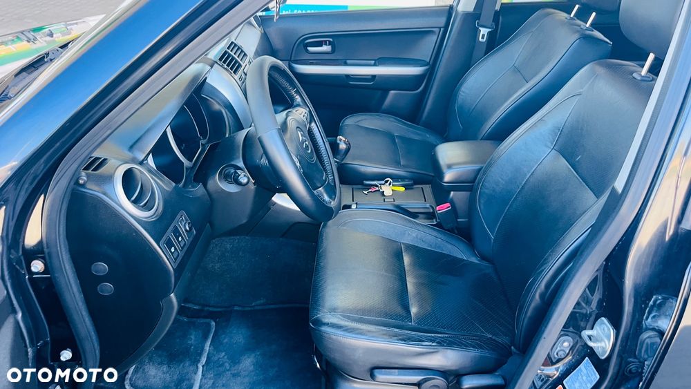Suzuki Grand Vitara 1.9 DDiS Premium EU5 - 21