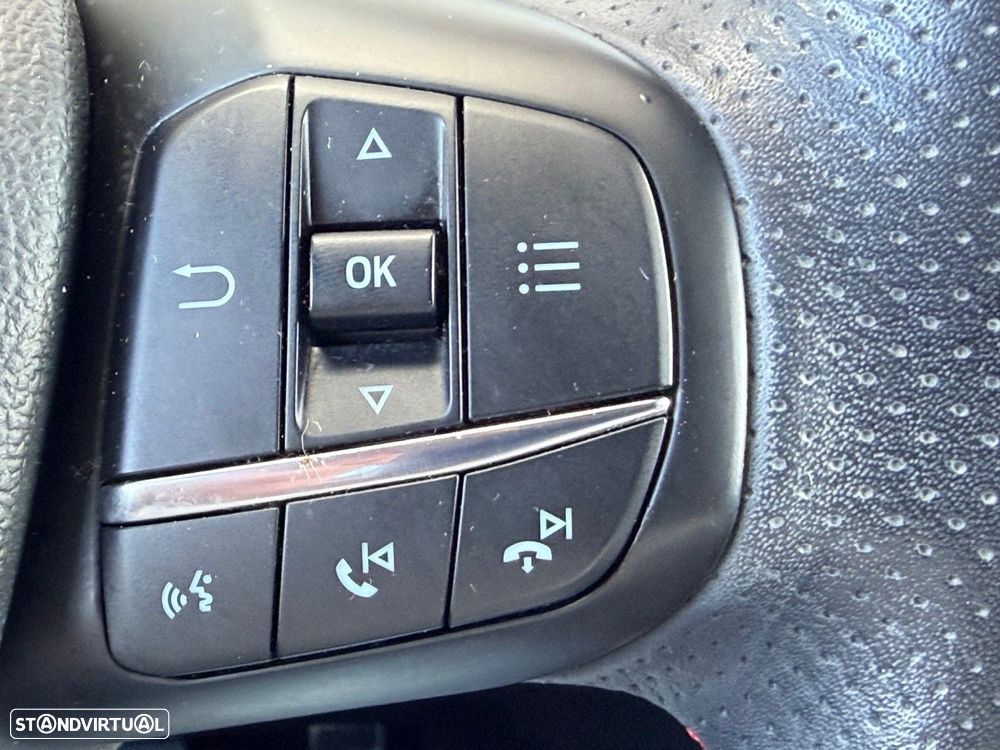 Ford Focus SW 1.0 EcoBoost ST-Line X - 41