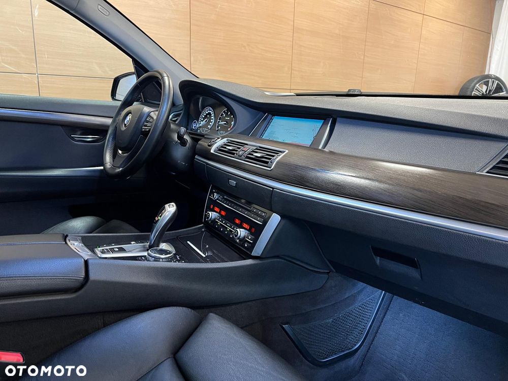 BMW 5GT 530d xDrive Luxury Line - 7