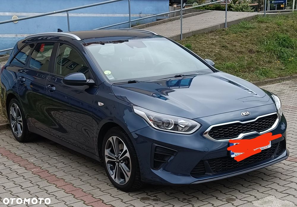 Kia Ceed 1.6 CRDi mHEV M - 2