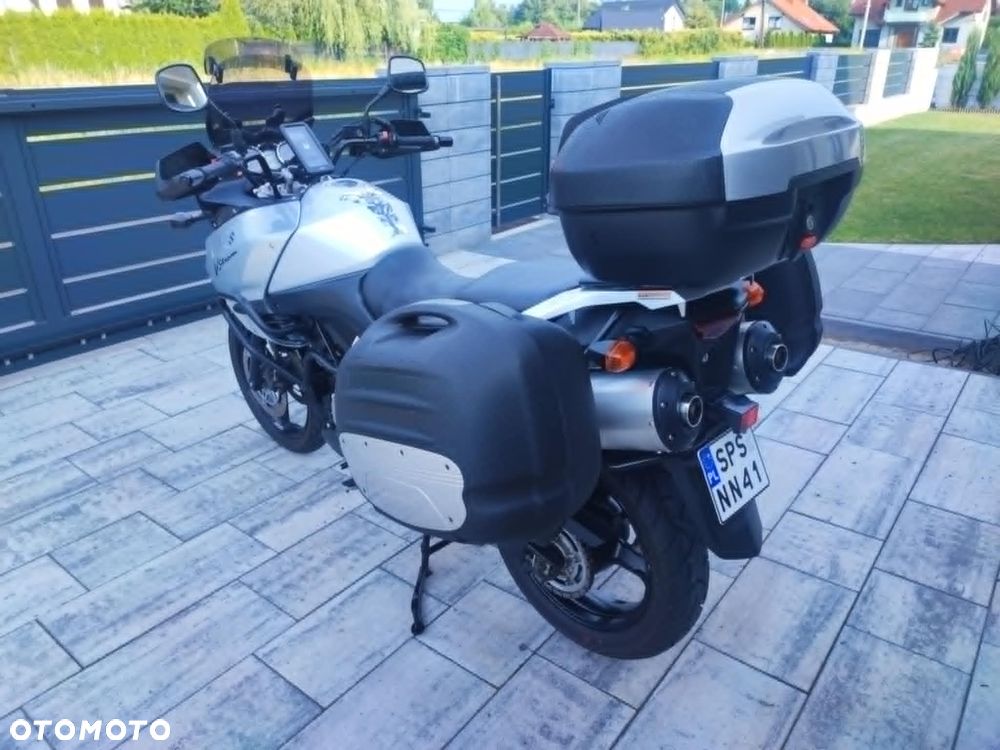 Suzuki V-STROM - 4