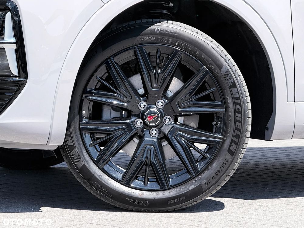 Hongqi HS5 2.0T Executive AWD - 8