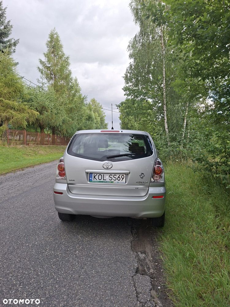 Toyota Corolla Verso 1.8 Prestige + 7os - 4