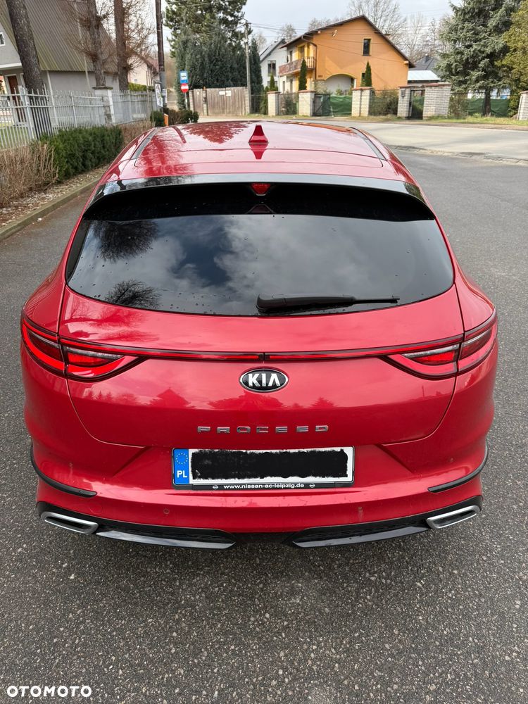 Kia ProCeed - 14