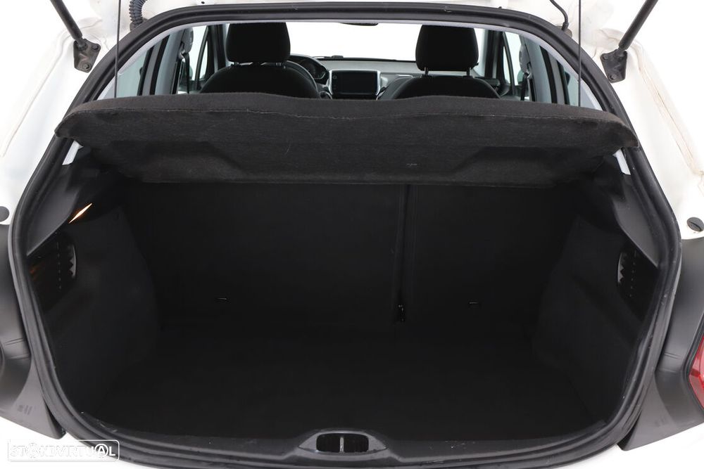 Peugeot 208 1.5 BlueHDi Signature - 22