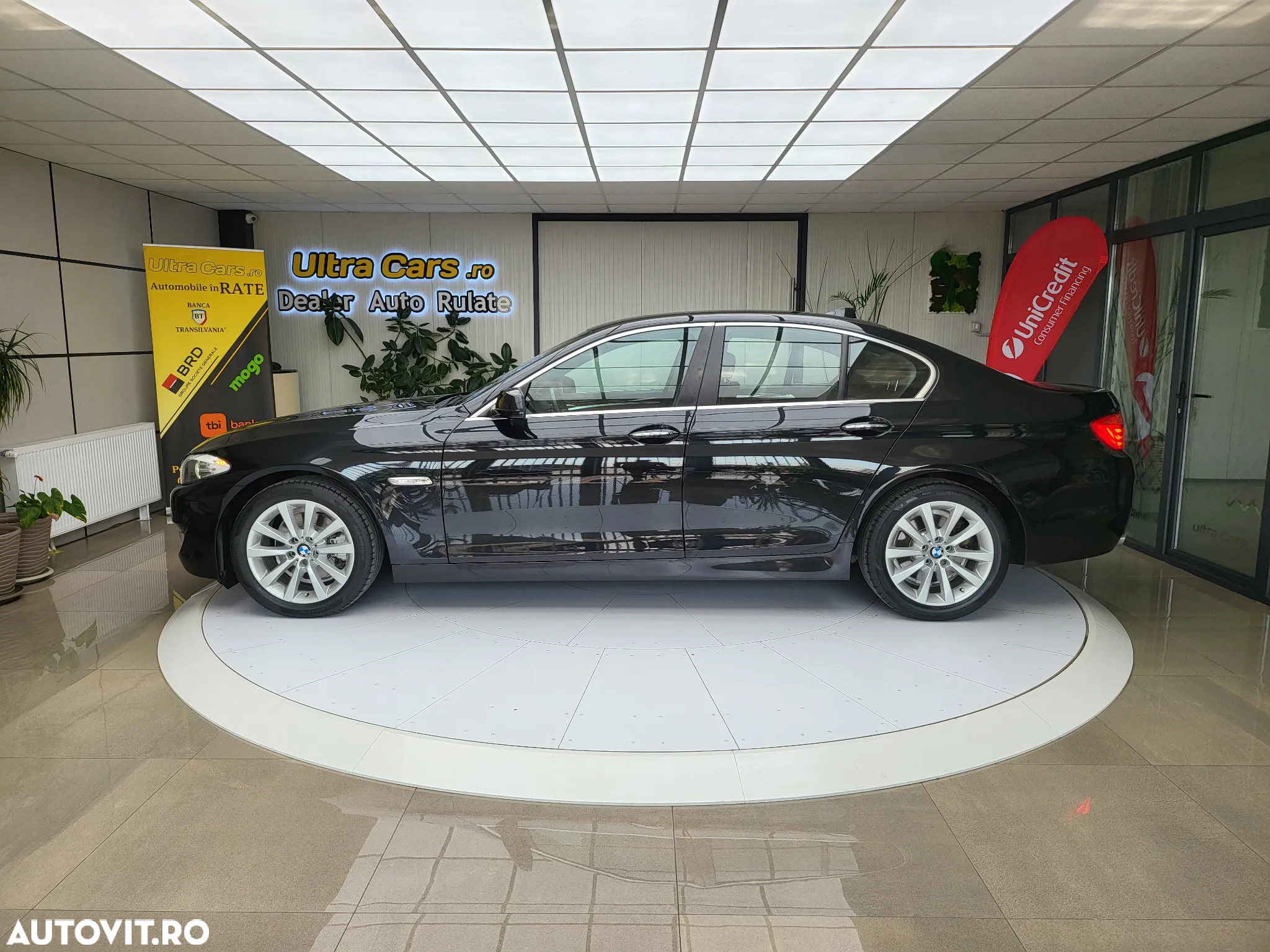 BMW Seria 5 520d Aut. - 3