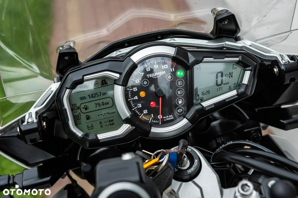 Triumph Tiger - 12