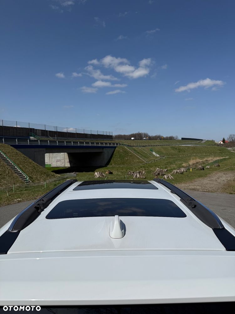 Chrysler Pacifica - 5